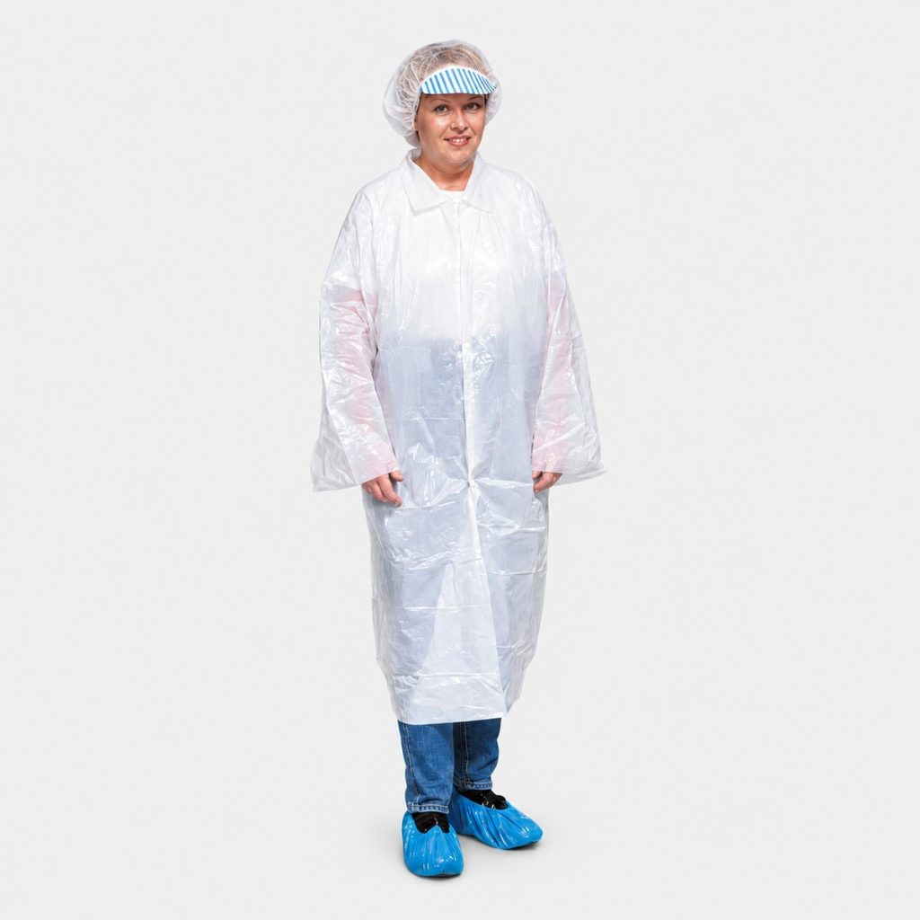 Besøkssett i plast med hvit besøksfrakk, caps med skygge og blå skoovertrekk, BATEX 775.10