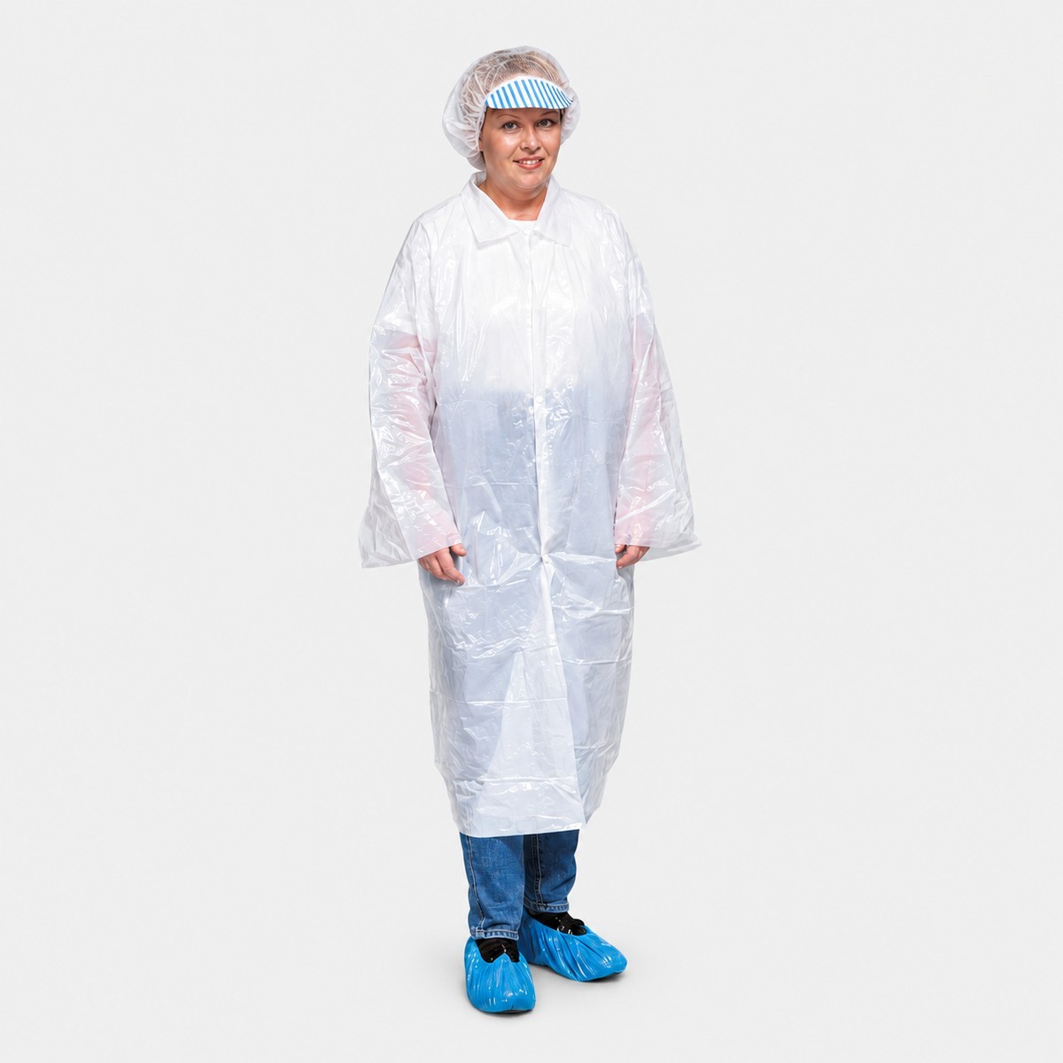 Besøkssett i plast med hvit besøksfrakk, caps med skygge og blå skoovertrekk, BATEX 775.10